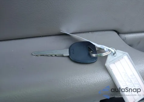 2004 GMC Yukon Slt из США, поврежденный, VIN 1GKEC13Z94J199793